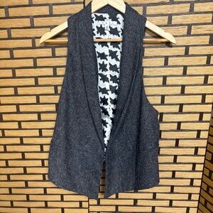 Cabi‎ Gray Vest Size Medium